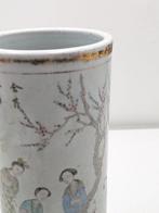 Vaas - Porselein - China - Qing Dynastie (1644-1911), Antiek en Kunst