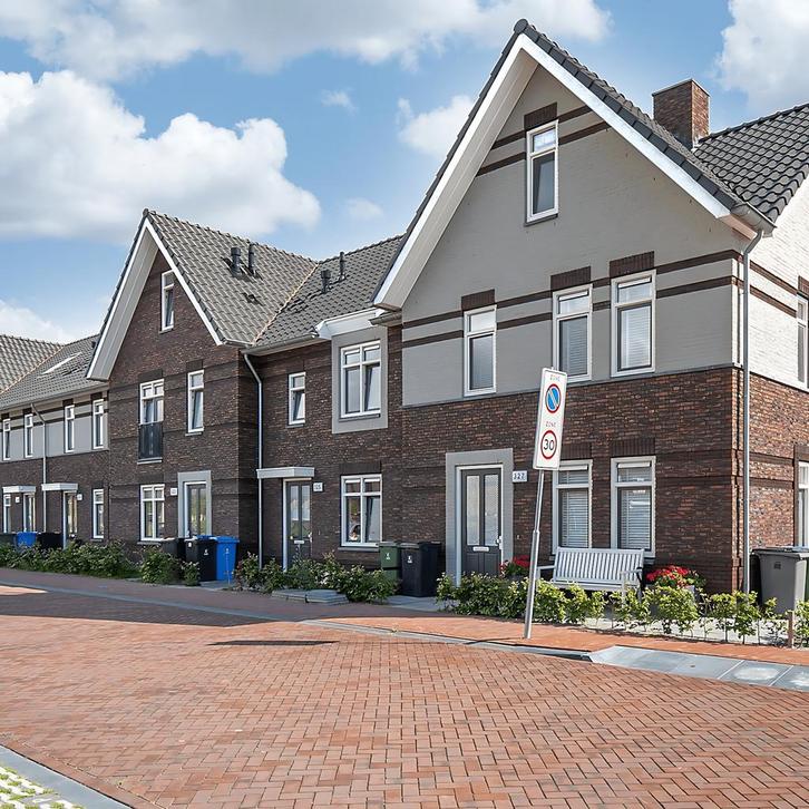 Eengezinswoning met tuin en inloopdouche, Huizen en Kamers, Huizen te koop
