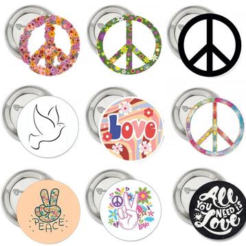 9 buttons Love and Peace beschikbaar voor biedingen