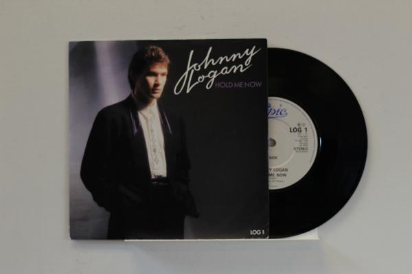 vinyl single 7 inch - Johnny Logan - Hold Me Now, Cd's en Dvd's, Vinyl Singles, Zo goed als nieuw, Verzenden