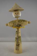 Miniatuur beeldje - Japanese Golden decorated Scarecrow