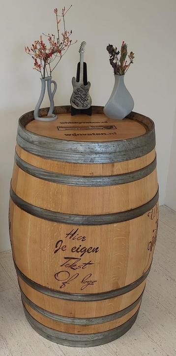 Wijnvat met eigen logo of tekst - graveren - ingebrand beschikbaar voor biedingen