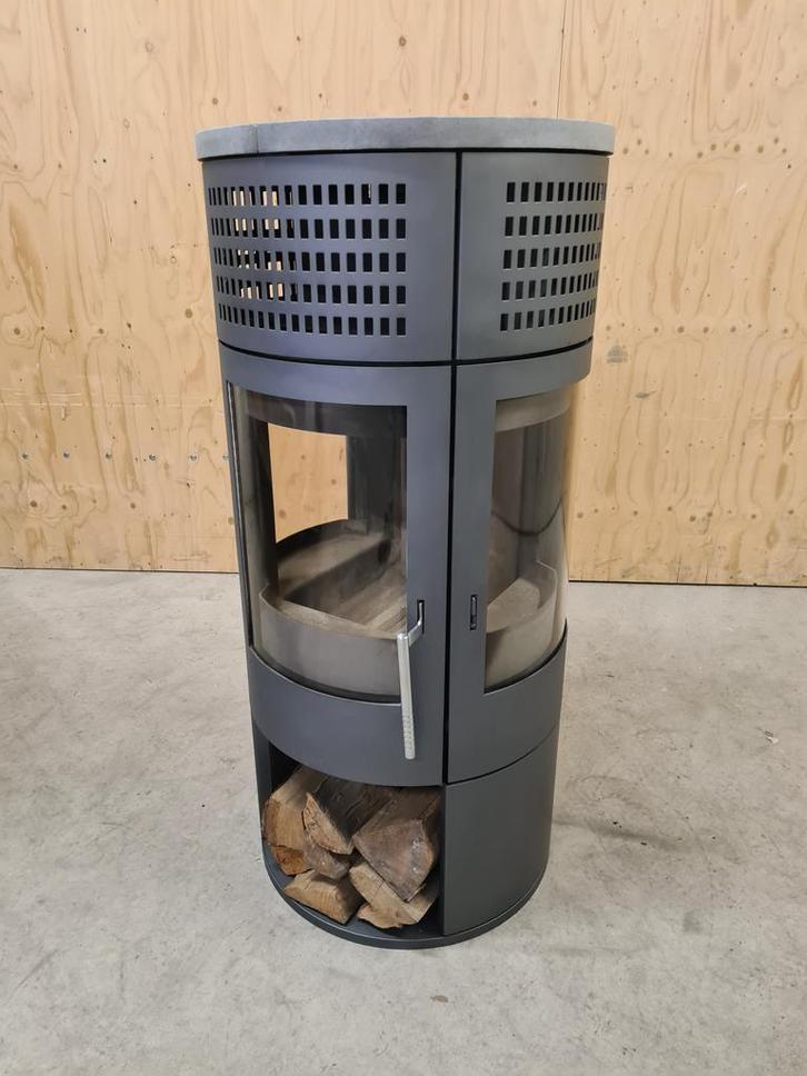 PRACHTIGE JUSTUS HOUTKACHEL 3 ZIJDIG GLAS, Huis en Inrichting, Kachels, Houtkachel, Hout, Gebruikt, Vrijstaand, Ophalen