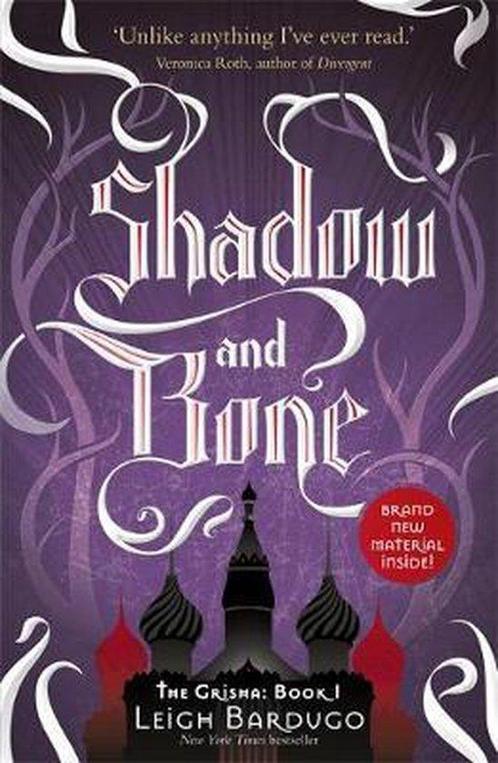 The Grisha: Shadow and Bone: Book 1-Leigh Bardugo,, Boeken, Overige Boeken, Gelezen, Verzenden