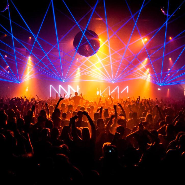 B.I.T.C.H., Tickets en Kaartjes, Evenementen en Festivals