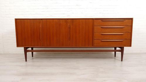 Vintage dressoir | Heinrich Riestenpatt | Teak | 225 cm, Huis en Inrichting, Kasten | Dressoirs, 200 cm of meer, 25 tot 50 cm