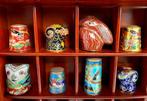 Vitrinekast (36) - Glas, Hout, Cloisonne, tin - Cloisonne, Antiek en Kunst