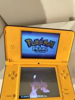 Nintendo - DSi xl edition with Original Pokemon pearl game, Spelcomputers en Games, Nieuw