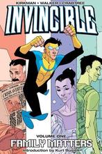 Invincible Volume 1: Family Matters, Boeken, Strips | Comics, Zo goed als nieuw, Verzenden