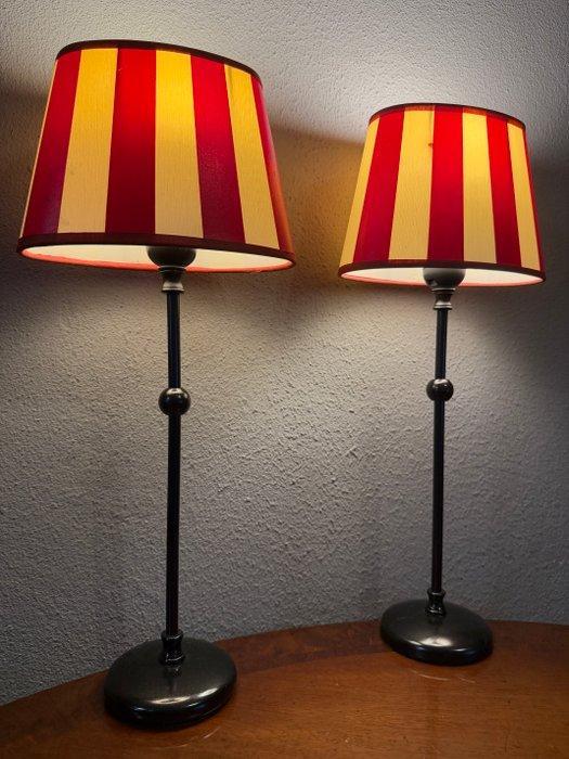 Tafellamp (2) - Messing, Stof - een paar tafellampen, Antiek en Kunst, Kunst | Designobjecten