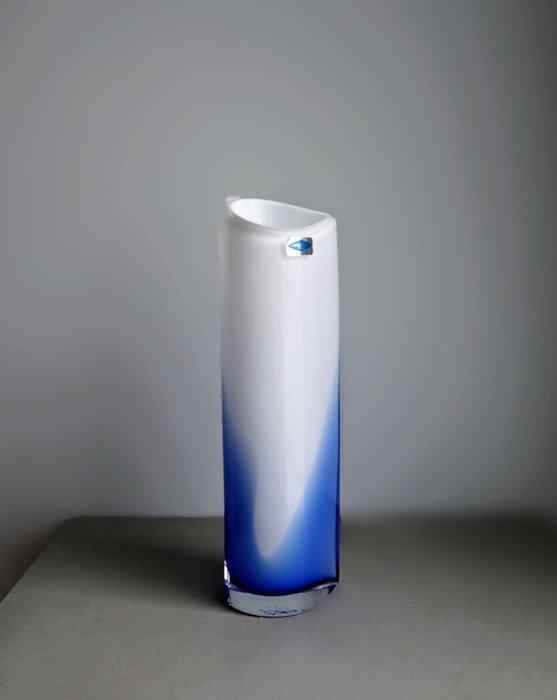 Nuutajärvi-Notsjö - Inkeri Toikka - Vaas - Opaline glas, Antiek en Kunst, Antiek | Glas en Kristal