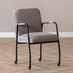 40% Korting: Eetkamerstoel met wieltjes Mila taupe stof, Ophalen, Zo goed als nieuw, Scandinavisch, Modern, Stof