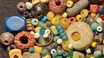 Oud Egyptisch naar Romeins Glas meer dan 100 antieke kralen, Sieraden, Tassen en Uiterlijk, Antieke sieraden