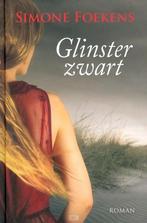 Glinsterzwart 9789401902212 Simone Foekens, Verzenden, Gelezen, Simone Foekens