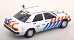 Triple9 1:18 - Modelauto - Mercedes-Benz 190E (W201) - Dutch, Nieuw