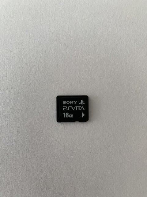 Playstation Vita Kaartje 16GB (PS VITA) (TWEEDEHANDS), Spelcomputers en Games, Spelcomputers | Sony PlayStation Consoles | Accessoires