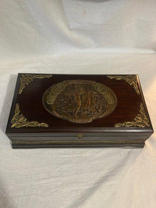 Romé et Juliette - Sigarendoos - Prachtige humidor Commande, Antiek en Kunst, Curiosa en Brocante