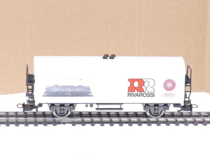Schaal H0 Rivarossi 5680 gesloten goederenwagon 50 jaar..., Hobby en Vrije tijd, Modeltreinen | H0, Wagon, Zo goed als nieuw, Analoog