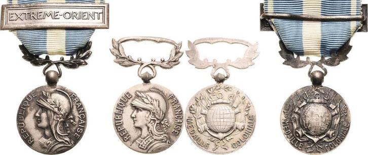 Verliehen 1914-1962 Auslaendische Orden en Ehrenzeichen F..., Postzegels en Munten, Penningen en Medailles, Verzenden