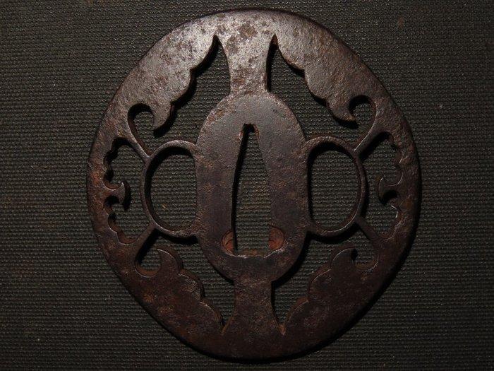 Katana - Gesmeed ijzer - Sukashi Tsuba : C4-975 - Japan -, Antiek en Kunst, Antiek | Overige Antiek