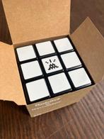 Rubiks - Invader (1969) - sculptuur, Rubiks x Invader cube