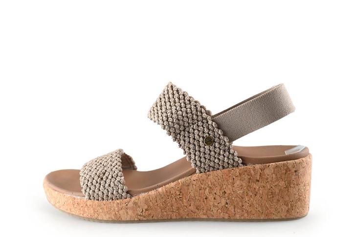 Skechers Sandalen in maat 39 Beige, Kleding | Dames, Schoenen, Beige, Zo goed als nieuw, Sandalen of Muiltjes, Verzenden