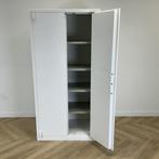 brandwerende kluis /  kast vv 4 kegborden en sleutel (hxbxd), Ophalen of Verzenden, Gebruikt