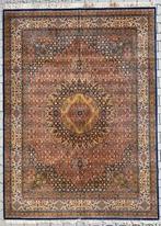 Moud - Tapijt - 325 cm - 237 cm, Huis en Inrichting, Stoffering | Tapijten en Kleden, Nieuw