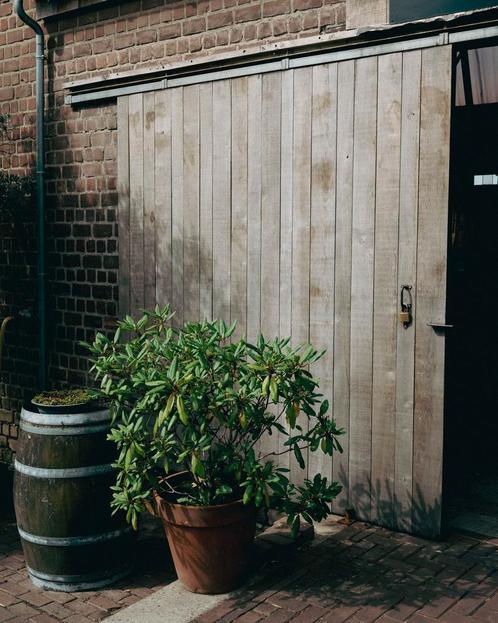 Oud hout voor o.a. dakbeschot, vloeren en gevelbekleding, Doe-het-zelf en Verbouw, Hout en Planken, Gebruikt