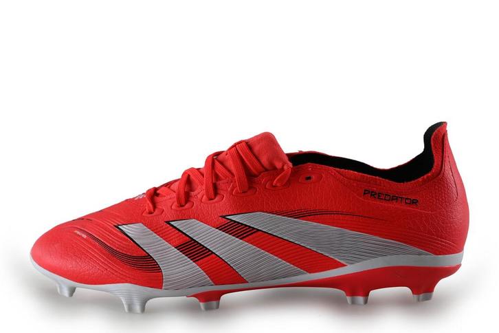 Adidas voetbalschoenen in maat 45 Rood | 15% korting, Kleding | Heren, Schoenen, Overige kleuren, Zo goed als nieuw, Verzenden