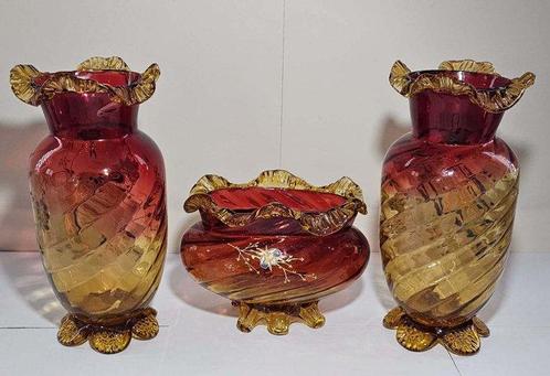 Vaas - verre geëmailleerd - Schoonheidsshop Clichy, Antiek en Kunst, Antiek | Glas en Kristal
