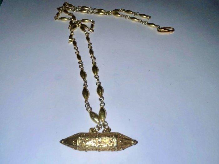 12 kt. - Geel goud - Amulet - Een gouden amulet met gouden, Antiek en Kunst, Kunst | Niet-Westerse kunst
