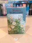 Sporen in het zand - Nel Benschop [nofam.org]