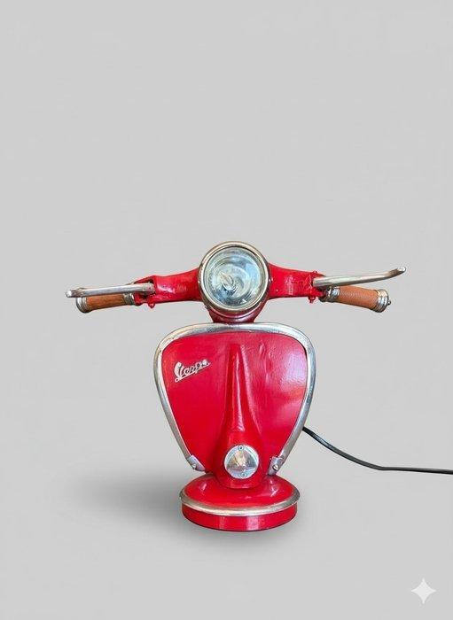 Vespa - Tafellamp - Uniek en bijzonder decoratiestuk -, Antiek en Kunst, Curiosa en Brocante