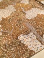 Fantastico tendone vintage dalla fantasia con alberi / made