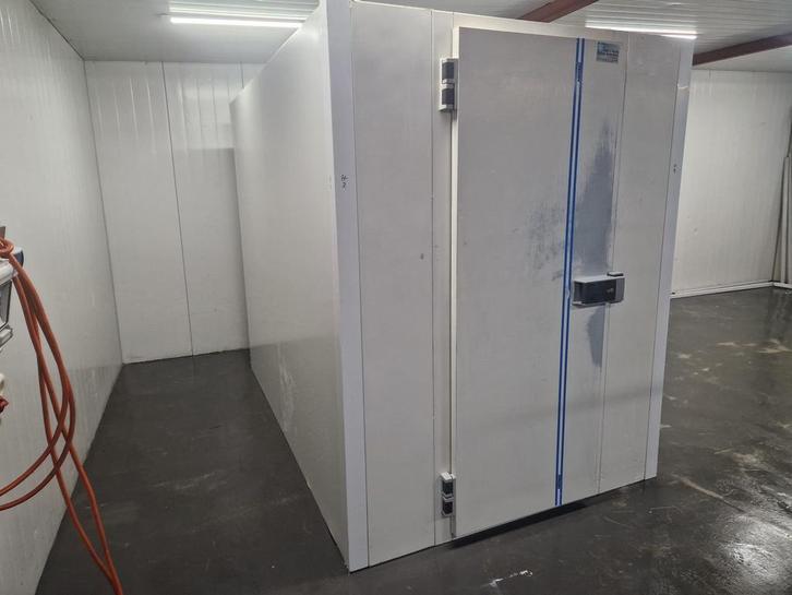 Koelcel 166 x 256 x 210 cm, Zakelijke goederen, Horeca | Keukenapparatuur, Koelen en Vriezen