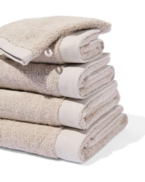 HEMA Handdoeken - hotel extra zacht zand, Huis en Inrichting, Badkamer | Badtextiel en Accessoires, Nieuw, Verzenden