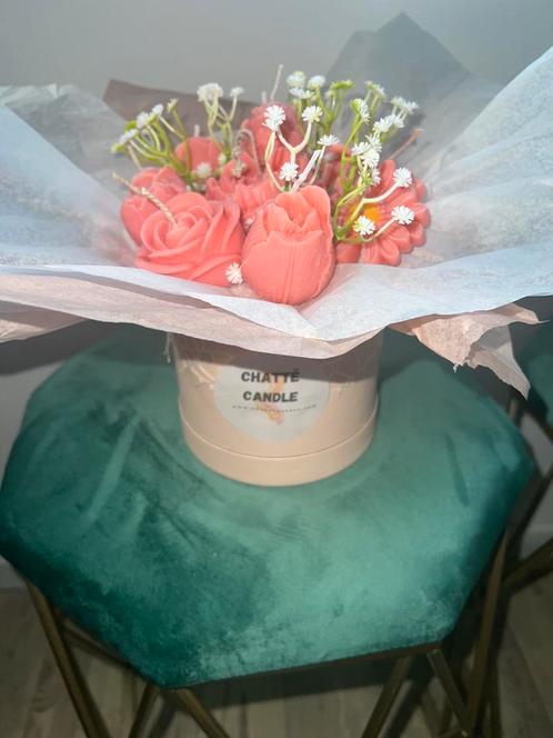chatte-bouquet-of-rosemarie-marshmallow (Best seller), Huis en Inrichting, Woonaccessoires | Kandelaars en Kaarsen, 25 tot 50 cm