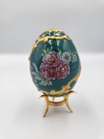 Fabergé ei - Porselein, Verguld