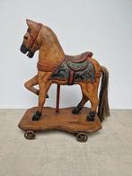 onbekend - onbekend - sculptuur, Antiek houten trekpaard op, Antiek en Kunst