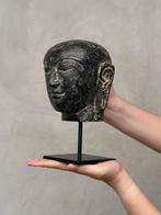 Beeld, NO RESERVE PRICE - Javanese Budha Head on a custom