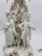 Capodimonte - sculptuur, Gruppo - 35.5 cm - Biscuit, Antiek en Kunst