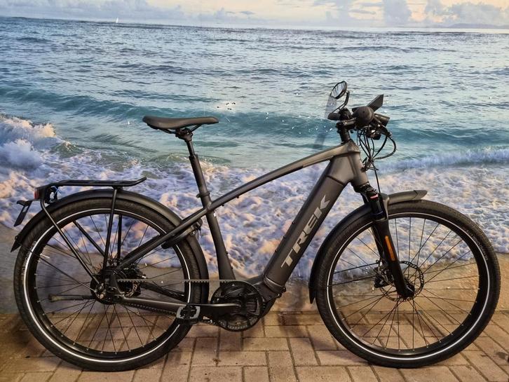 Trek Allant+ 9s, 175-186cm, riemaandrijving, speed pedelec, Fietsen en Brommers, Elektrische fietsen, Zo goed als nieuw, 55 tot 59 cm