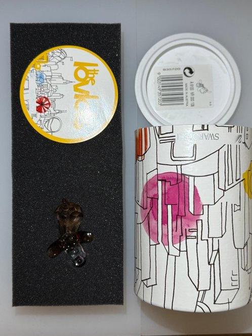 Swarovski - Beeldje - Peppino dog - 935720 - Boxed - Kristal, Antiek en Kunst, Curiosa en Brocante