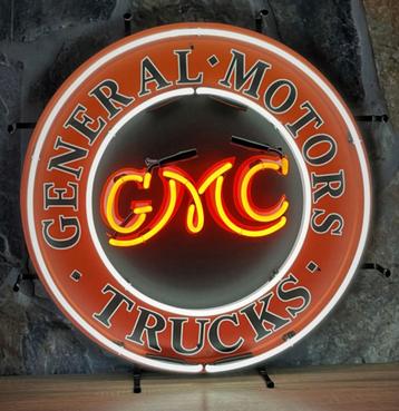 GMC Logo Neon Verlichting Met Achterplaat  - 60 x 60 cm beschikbaar voor biedingen