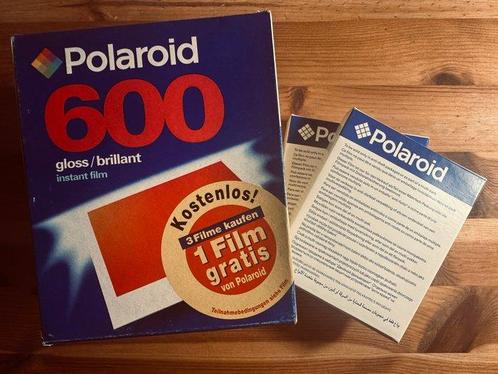 Polaroid 21 packs of 600 color Ongebruikte fotofilm, Audio, Tv en Foto, Fotocamera's Analoog