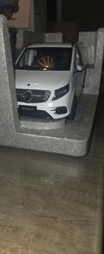 1:18 - Modelauto  (2) - Mercedes Benz V260L GLE AMG line, Hobby en Vrije tijd, Nieuw