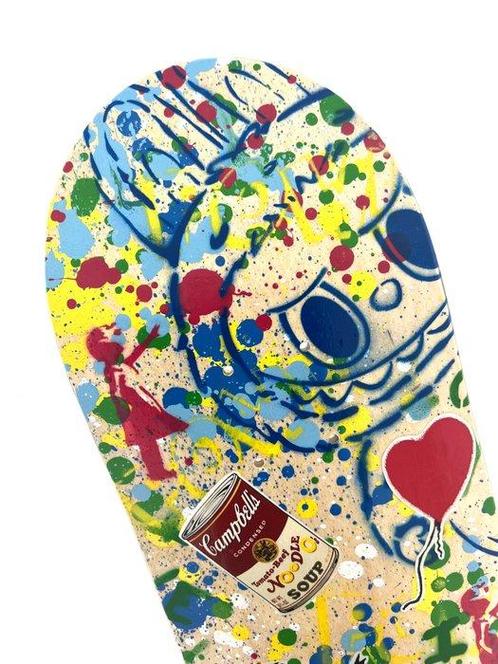 Koen Betjes (1992) - Skatedeck Banksy meets Labubu, Antiek en Kunst, Kunst | Schilderijen | Modern