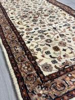 Sarouck - Vloerkleed - 139 cm - 71 cm - Saruk gereinigd, Nieuw
