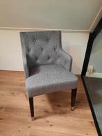 Luxe grijs gestoffeerde fauteuil, nu: € 150,-, Grijs, Stof, Zo goed als nieuw, Eén